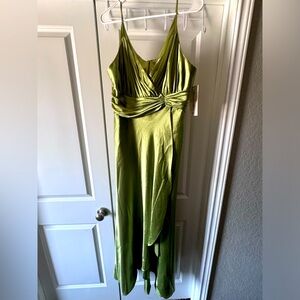 Women’s Dress Ball Gown